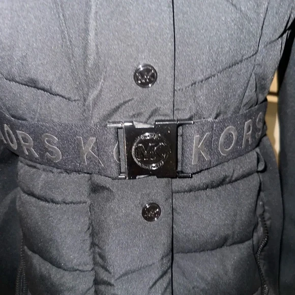 MICHAEL Michael Kors Black Hooded Puffer Jacket - Picture 7 of 12